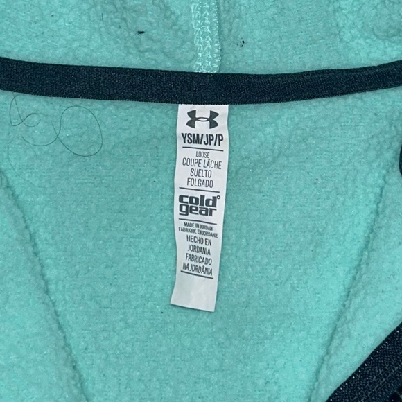 🍒6 items for $30🍒 Under Armour Sleeveless Hooded Vest - Picture 3 of 5